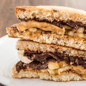 GRILLED CHOCOLATE PEANUT BUTTER BANANA SANDWICH