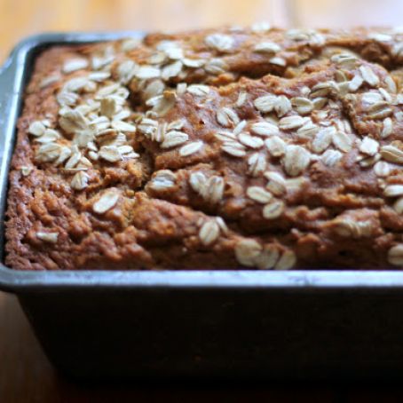 quickbread - Whole Wheat Oatmeal Applesauce Banana Bread {healthy + vegan-friendly} | Ambitious Kitchen