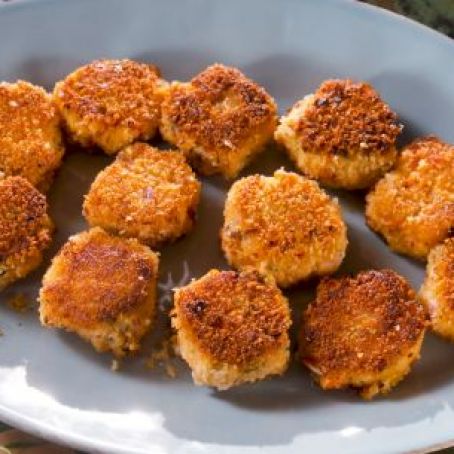 Lobster Cakes with Mango and Avocado Salsa