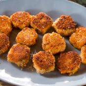 Lobster Cakes with Mango and Avocado Salsa