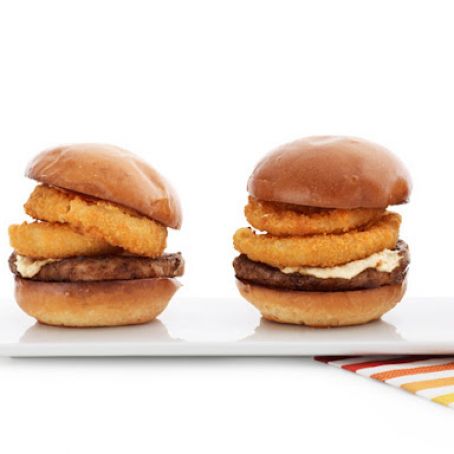 Beef Sliders With Horseradish Cream