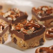 No-Bake Sweet & Salty Peanut Butter Pretzel Bars