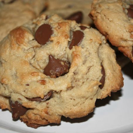 Chocolate Chip Peanut Butter Cookies