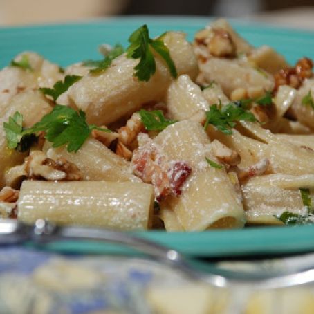 Gorgonzola and Pear Pasta