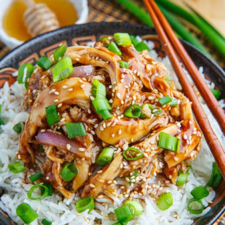 Slow Cooker Honey Garlic Sesame Chicken