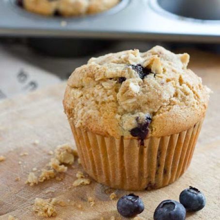 Blueberry Cheesecake muffins with oatmeal streuse