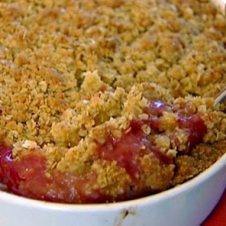 Plum Raspberry Crumble