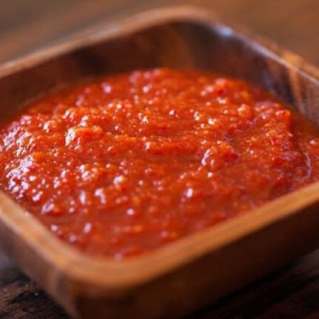 Homemade Sriracha Sauce