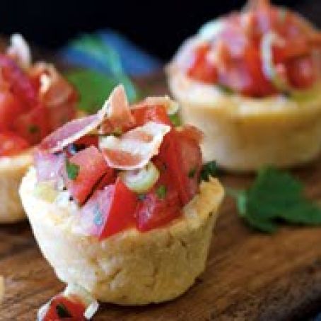 Cheddar Cups with Fresh Tomato Relish & Crispy Pancetta