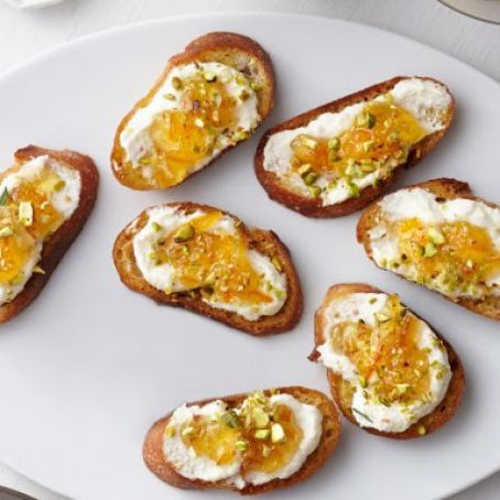 Ricotta-Pistachio Crostini