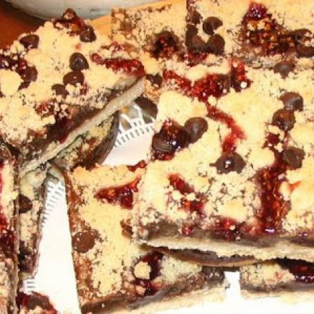 Raspberry Chocolate Shortbread Bars