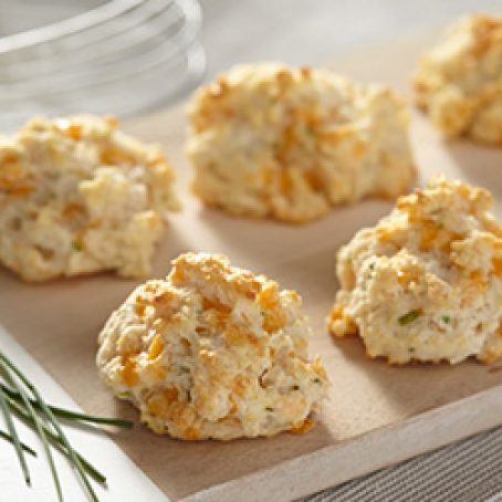 Cheddar Drop Biscuits (Crisco)