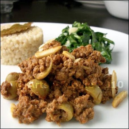 Picadillo with Sauteed almonds