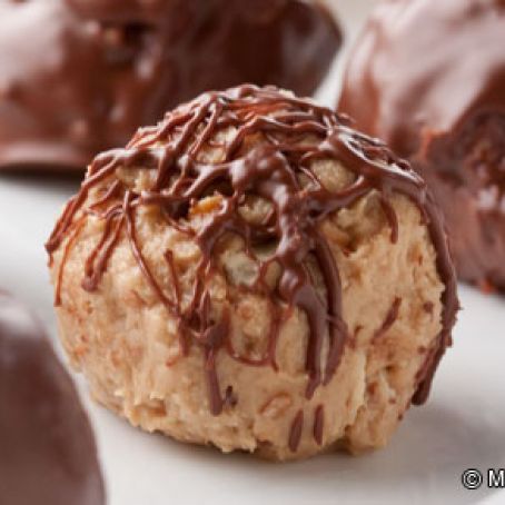 Peanut Butter Pretzel Bites