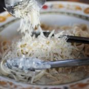 Fettuccine Alfredo - Pioneer Woman