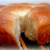 Golden Pull-Apart Butter Buns