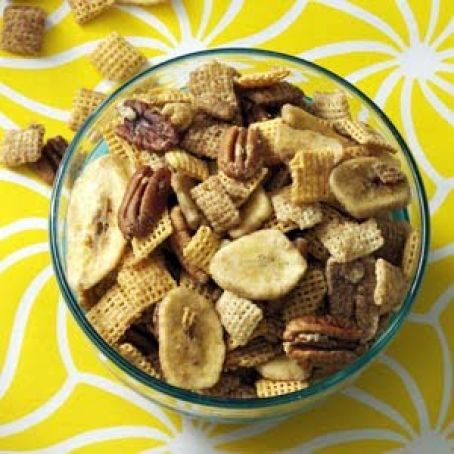 Bananas Foster Crunch Mix