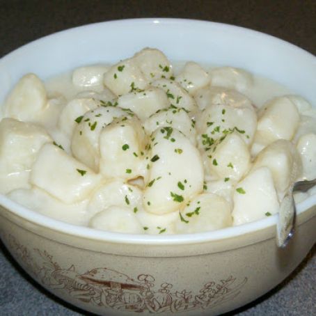 New Potatoes in White Sauce