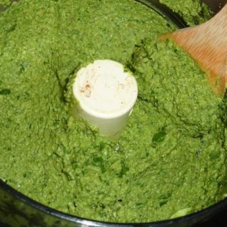 Walnut Asparagus Pesto