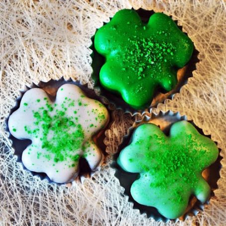 Clover Leaf Petit Fours
