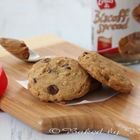 Biscoff Oatmeal Chocolate Chip Cookies