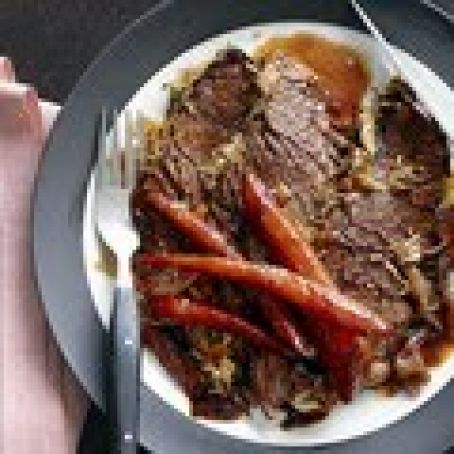 Horseradish-Crusted Brisket With Carrots