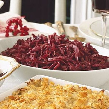 Delia Smith's Traditional Braised Red Cabbage with Apples