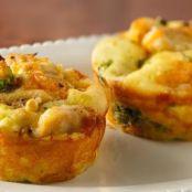 Easy Mini Chicken and Broccoli Pies