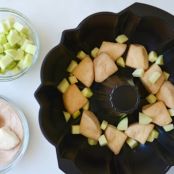 Easy Caramel Apple Monkey Bread