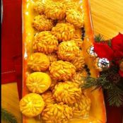 ALMOND PINE NUT COOKIES