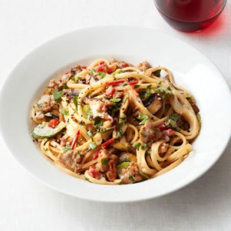 Linguine With Sausage and Mushrooms
