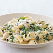 Pasta with Peas, Cream, Parsley, and Mint