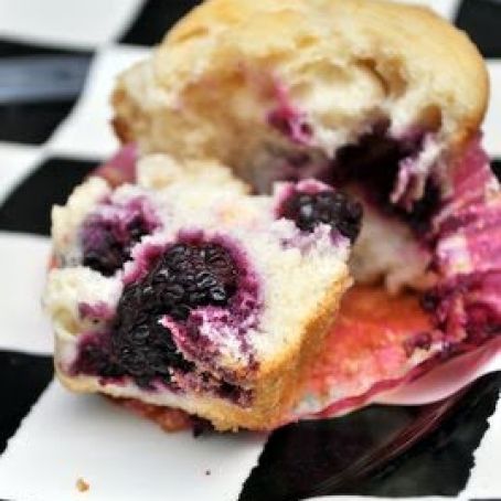 Blackberry and Cream Cheese Muffins