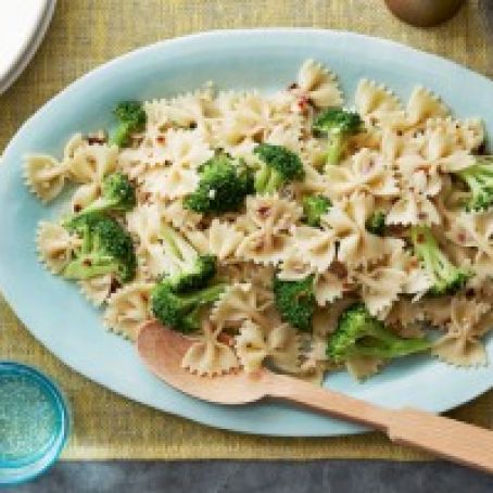 Farfalle with Broccoli (Giada)