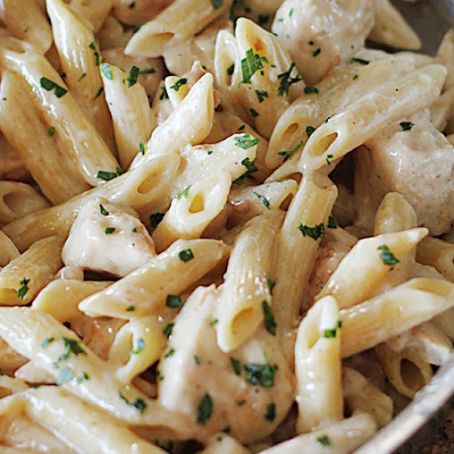 Easy Chicken Alfredo