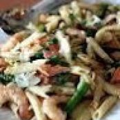 Elegant Penne with Asparagus and Shrimp