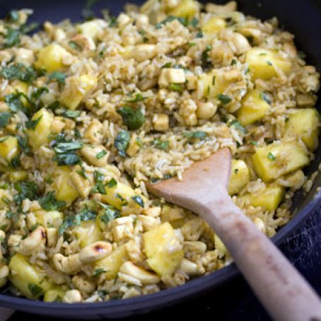 Pineapple Curry Fried Rice