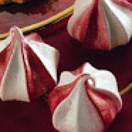 Holiday Meringues