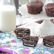 Oreo & Peanut Butter Brownie Cakes