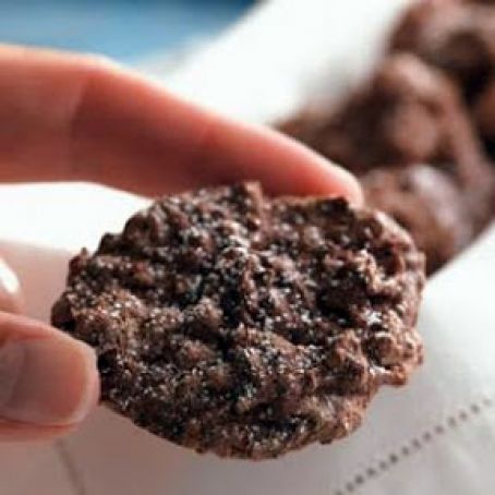 Chocolate and Pecan Macaroon