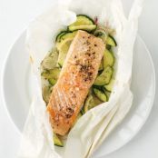 Salmon & Zucchini Baked in Parchment