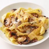 Cheesy Mushroom Pappardelle