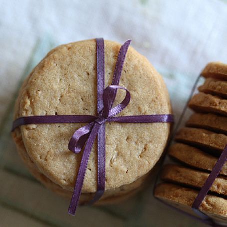 Crispy Toasted Coconut Cookies