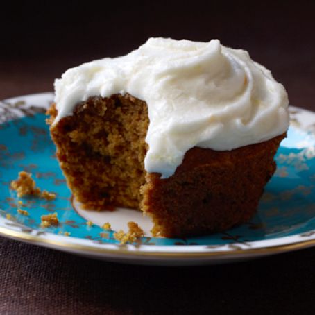 Pumpkin Spice Cupcakes With Orange Sour Cream Frosting