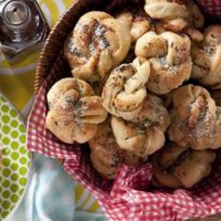 Buttery Garlic Herb Knots