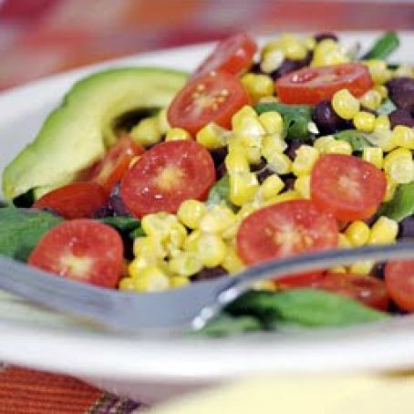 Cool Southwestern Salad with Corn and Avacado