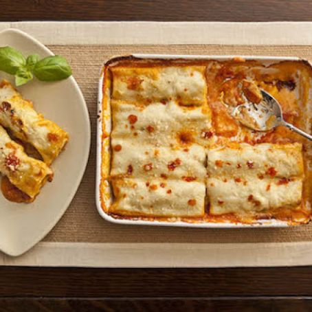 Chicken Cannelloni with Parmesan Cream Sauce