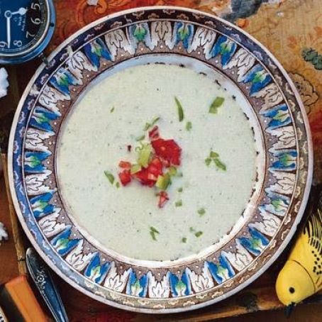 COLD CUCUMBER & CUBANELLE SOUP w/CASHEWS