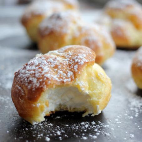 Classic Cream Puffs