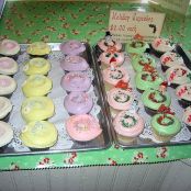 Magnolia's Vanilla Cupcake